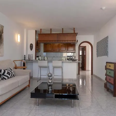 View Лос Кристианос