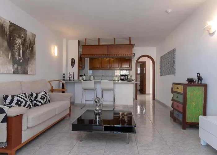 View Los Cristianos (Tenerife)